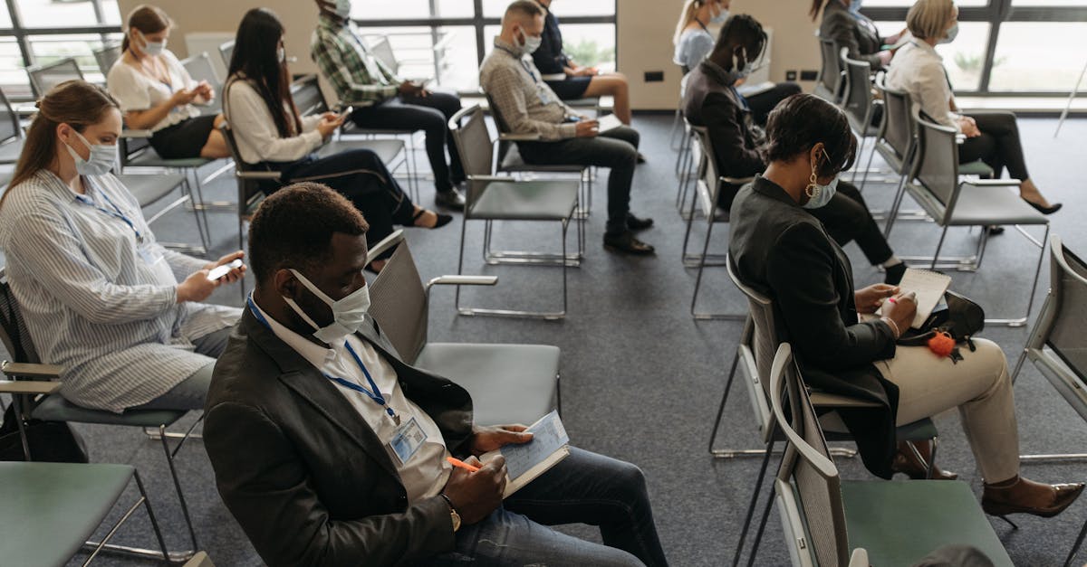 老人卡实名账号：香港券商开户哪个平台好