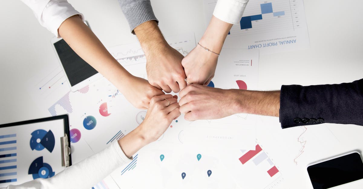 短信轰炸源码实名账号：众泰z700APP详情下载教程