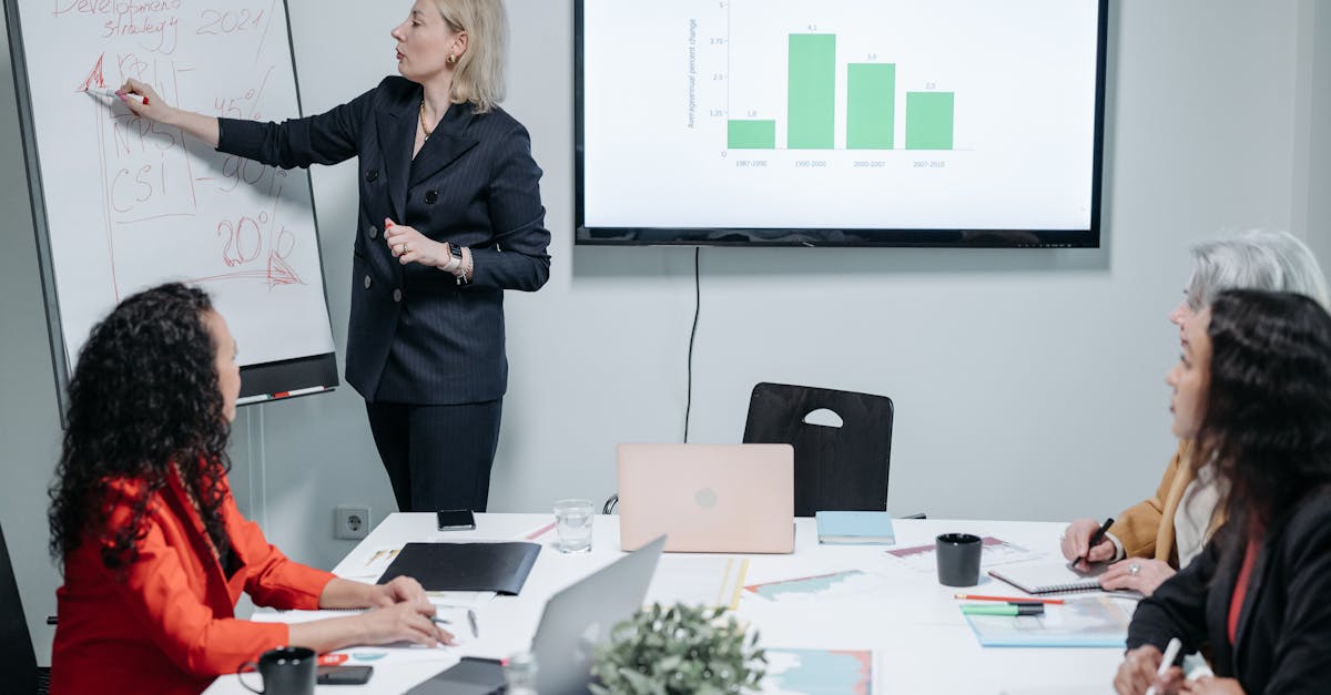 烈火雷霆：微商软件代理平台有哪些