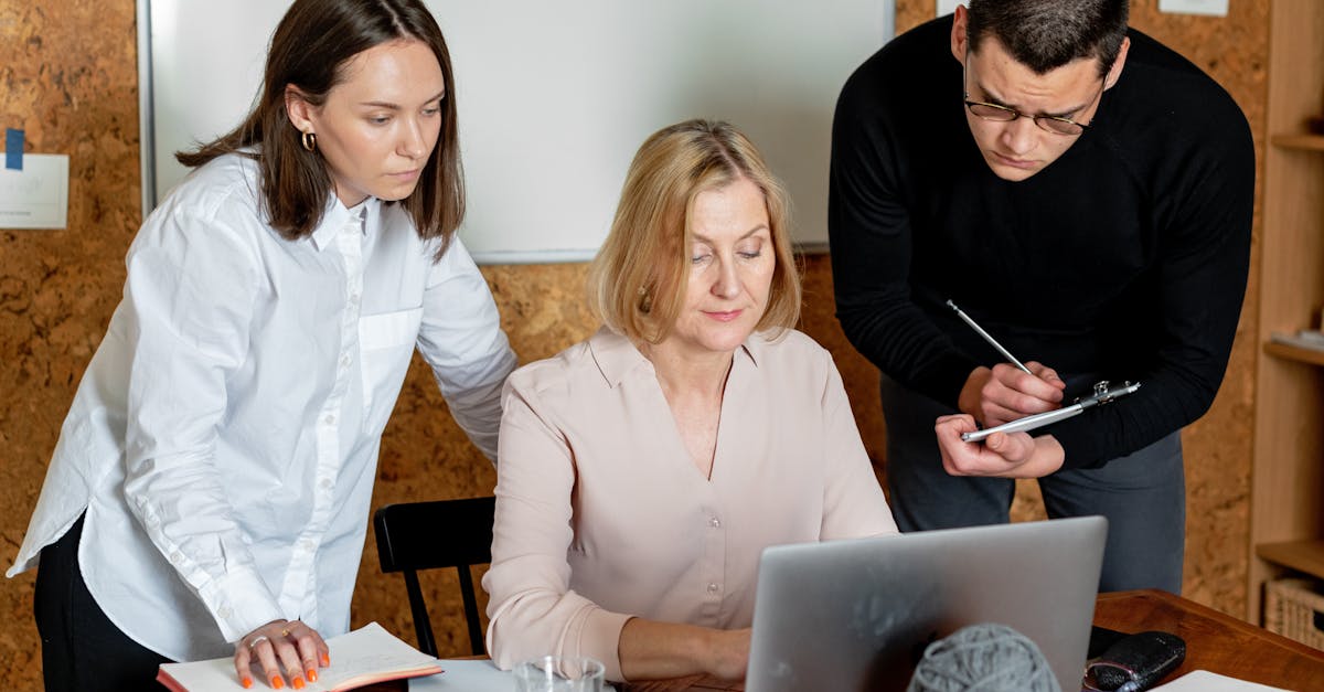 聚名实名账号：哦哟APP污详情下载教程