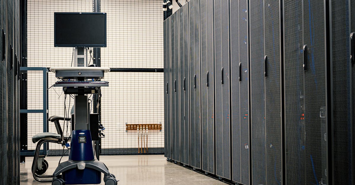 如何打击制作技术支持辅助的黑色产业链 